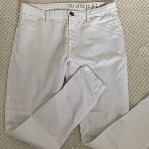 White skinny jeans
